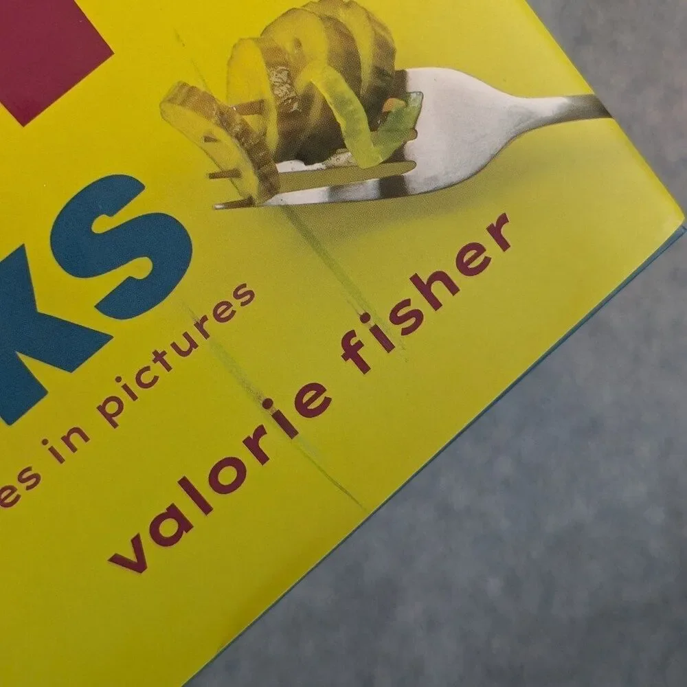 Look and Cook Snacks: A First Book of Recipes in Pictures by Valorie Fisher